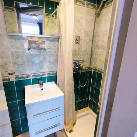 Charming Studio Ideal For Congresses And Holidays Live In Gazagnaire Cannes Buitenkant foto